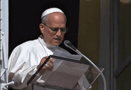 Imagem da notícia Papa Leão XIV pede por diálogo após ataques no Irã: "Encerrem a espiral de violência"