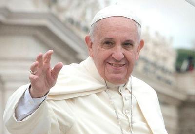 Papa Francisco faz apelo pelo fim da fabricação de armas