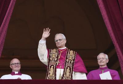 AO VIVO no Poder Expresso: Vaticano escolhe norte-americano Robert Prevost como novo papa 
