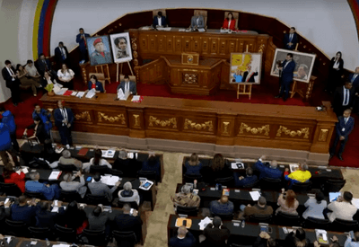 Parlamento da Venezuela aprova reforma da lei petrolífera