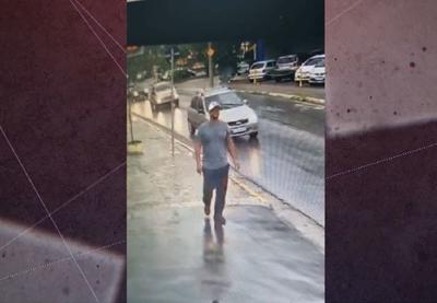 Exclusivo: novas imagens mostram assassino de delator do PCC após fuga