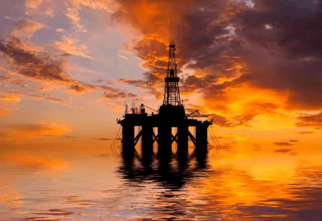 Petróleo supera US$ 100, mas mercado limita perdas globais