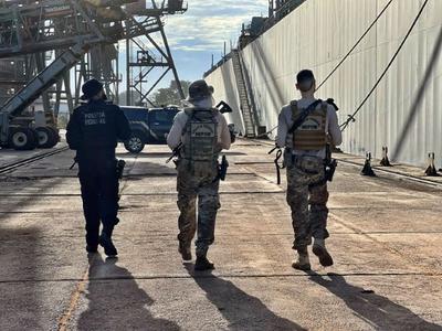 PF faz operação contra quadrilha que escondia drogas nos cascos de navios em porto do Amapá