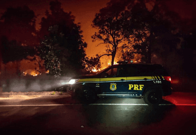 Pantanal: bombeiros e policiais rodoviários deslocam-se à região afetada pelos incêndios 