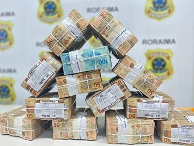 PF prende assessor com R$ 700 mil ligados a ataque hacker contra instituições financeiras