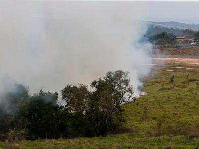 Número sobe e SP tem 36 cidades em alerta máximo por conta dos incêndios 