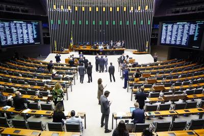 Governo precisa convencer deputados para aprovar cortes de gastos, diz Lira