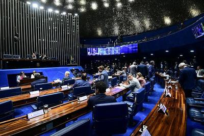 Senado aprova projeto que proíbe redução de pena por idade em crimes de estupro