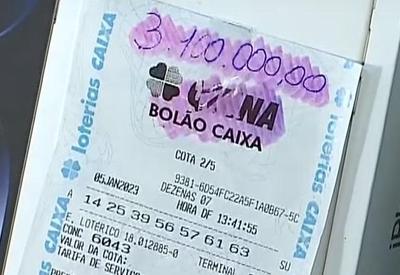 Quadrilha é presa acusada de aplicar "golpe do bilhete premiado"