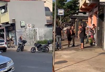 Vídeo: policial civil aposentado reage a abordagem, agride militar e é baleado em Minas