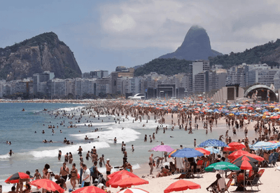Novo decreto proíbe música ao vivo e impõe regras para quiosques nas praias do Rio