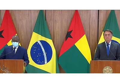 Bolsonaro recebe presidente de Guiné-Bissau no Palácio do Planalto