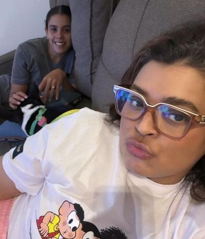 Preta Gil recebe alta após 15 dias internada