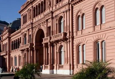 Pobreza na Argentina atingiu mais da metade da população no primeiro semestre de 2024