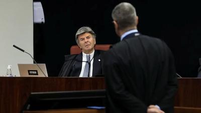 Fux aponta "incompetência absoluta" do STF para julgar Bolsonaro e réus por tentativa de golpe