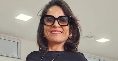 Professora baiana é aplaudida por alunos após acertar tema da redação do Enem