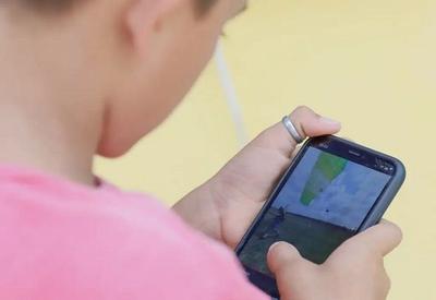 Estudantes encaram nova realidade com celulares proibidos na volta às aulas