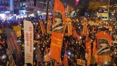 Mais de mil manifestantes são presos na Turquia em protestos contra prisão de prefeito de Istambul