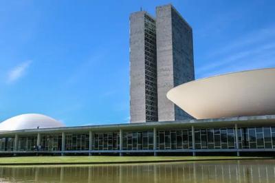 Congresso discute alternativas à anistia com pena menor para condenados por 8/1