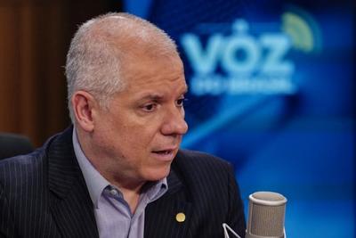 Presidente do INSS é demitido após operação que investiga desvios 