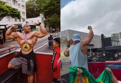 Campeão no Mr. Olympia 2025, Ramon Dino desfila em carro aberto em SP