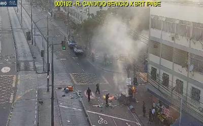 Suspeito morre e três ficam feridos em troca de tiros com a PM no Rio