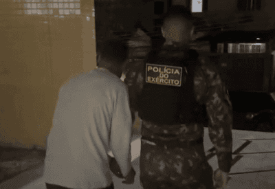 Pastor é preso em flagrante por abusar de adolescente de 13 anos no Rio