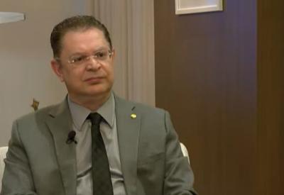 Sóstenes critica Moraes e cobra fim da censura contra Bolsonaro