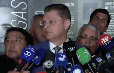 Oposição apresenta queixa-crime contra Gilmar por falas sobre vazamentos de Vorcaro