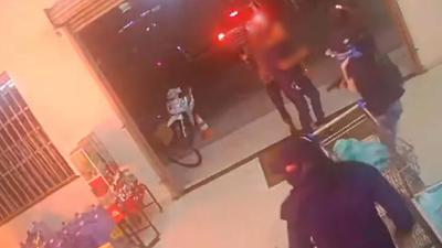 Grupo armado invade e incendeia supermercado na Grande Belém