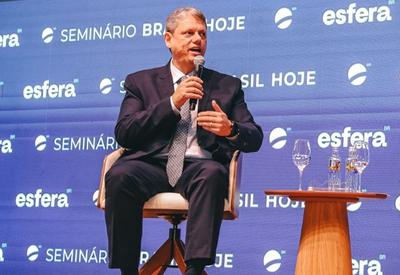 Precisamos fazer 40 anos em 4, diz Tarcísio de Freitas sobre uma presidência de centro-direita