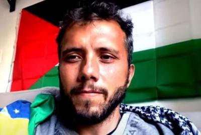 Ativista Thiago Ávila diz que foi levado à solitária por recusar comida e água de autoridades israelenses