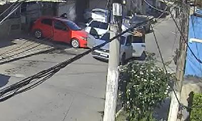 Criança de 3 anos morre após ser baleada em ataque contra policial na Baixada Fluminense