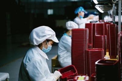 Após isenção parcial de eletrônicos, China cobra dos EUA retirada total das tarifas