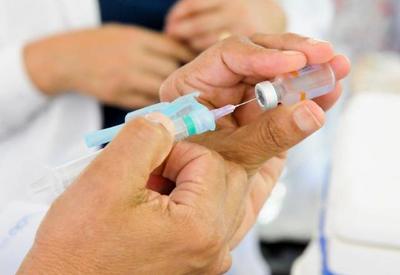 Distrito Federal amplia vacinação para faixa etária de 45 e 44 anos