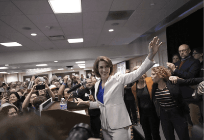 Susan Crawford vence eleição para Suprema Corte de Wisconsin, em derrota para Trump e Musk