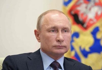 Putin é eleito para seu quinto mandato como presidente da Rússia, diz TV estatal
