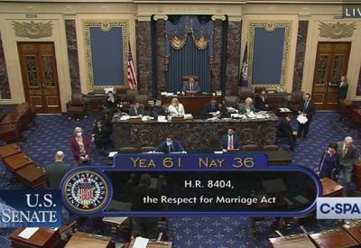 Senado dos EUA aprova lei que protege casamentos entre pessoas do mesmo sexo