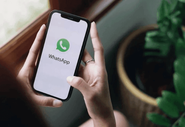 WhatsApp fora do ar? Usuários relatam instabilidade nesta sexta-feira (28)