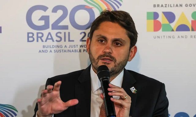 Imagem da noticia Volta temporária do X pode resultar em cassação da Starlink, diz ministro das Comunicações 