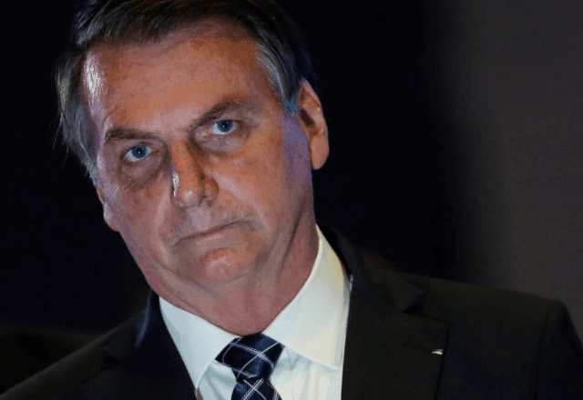 Imagem da noticia Michelle diz que Bolsonaro teve tontura durante caminhada e está bem
