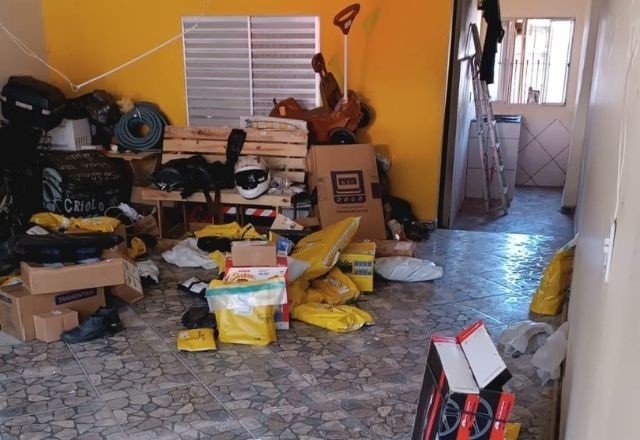 Imagem da noticia Polícia prende falsos entregadores que roubavam cargas em SP