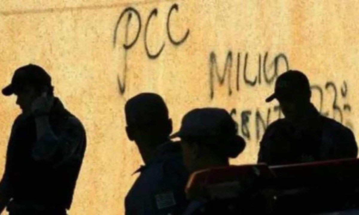 Imagem da noticia Combustíveis, bebidas, ouro e cigarro dão mais lucro para o PCC que tráfico de cocaína, revela pesquisa