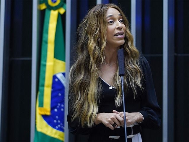 Imagem da noticia Após ofensas de Erika Hilton, Zanatta pede R$ 5 milhões em indenização 