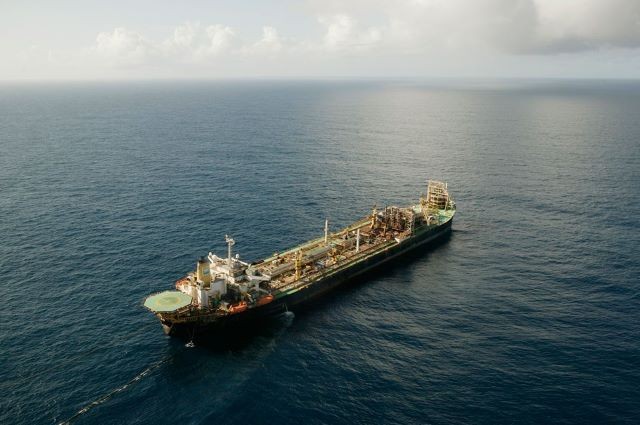 Imagem da noticia Petrobras e estatais chinesas vencem leilão e compram petróleo por R$ 17 bilhões