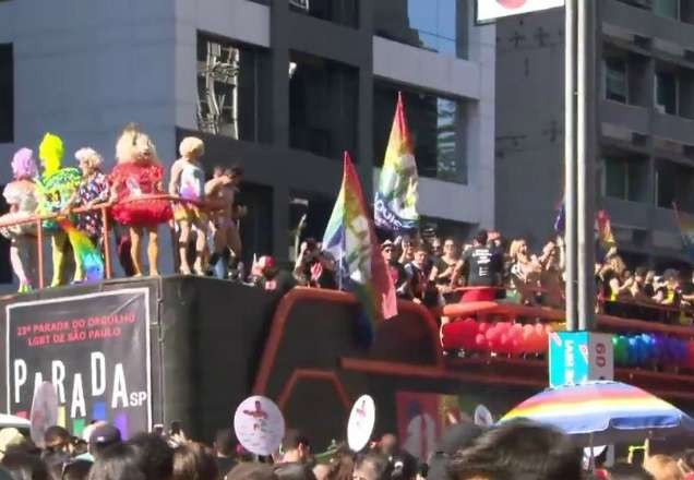 Imagem da noticia 23° Parada do Orgulho LGBT reúne três milhões de pessoas em São Paulo