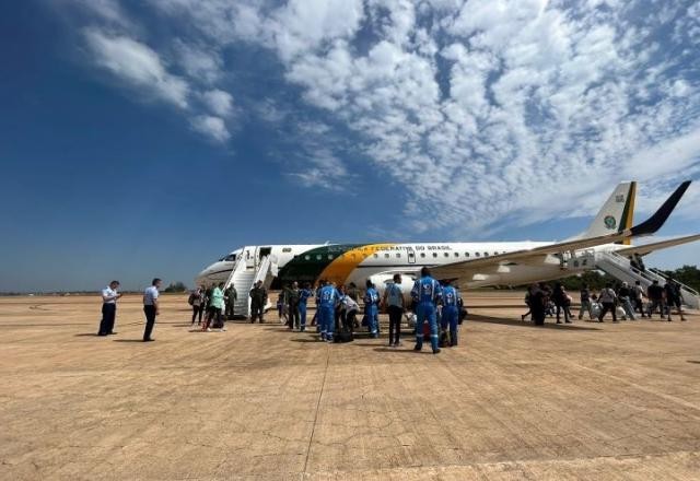 Imagem da noticia Terceiro grupo de brasileiros deve deixar Faixa de Gaza nesta 5ª feira 