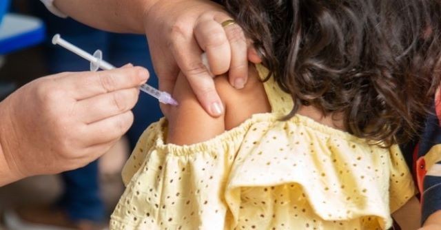 Brasil sai da lista de países com mais crianças não vacinadas
