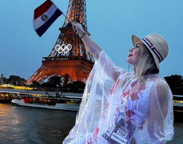 Atleta do Paraguai é expulsa após visitar Disney em Paris 