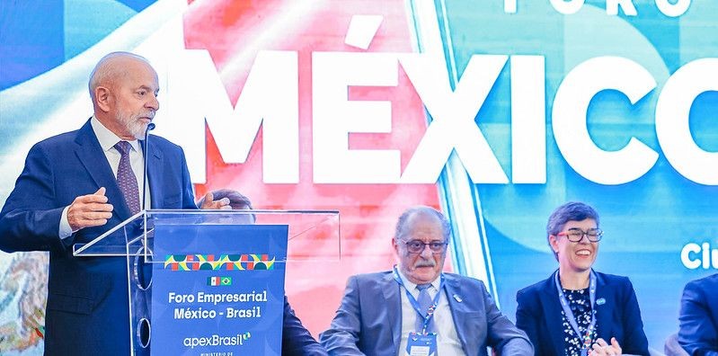 Imagem da noticia Lula diz que não se dá “cavalo de pau” na economia em fala no México